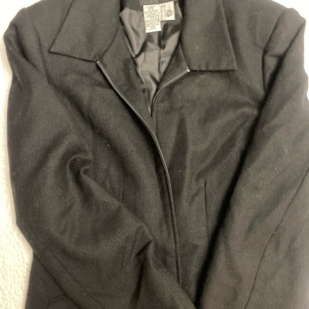 Vintage Sag Harbor Women’s Black 100% Wool Full Zip Blazer Size 12